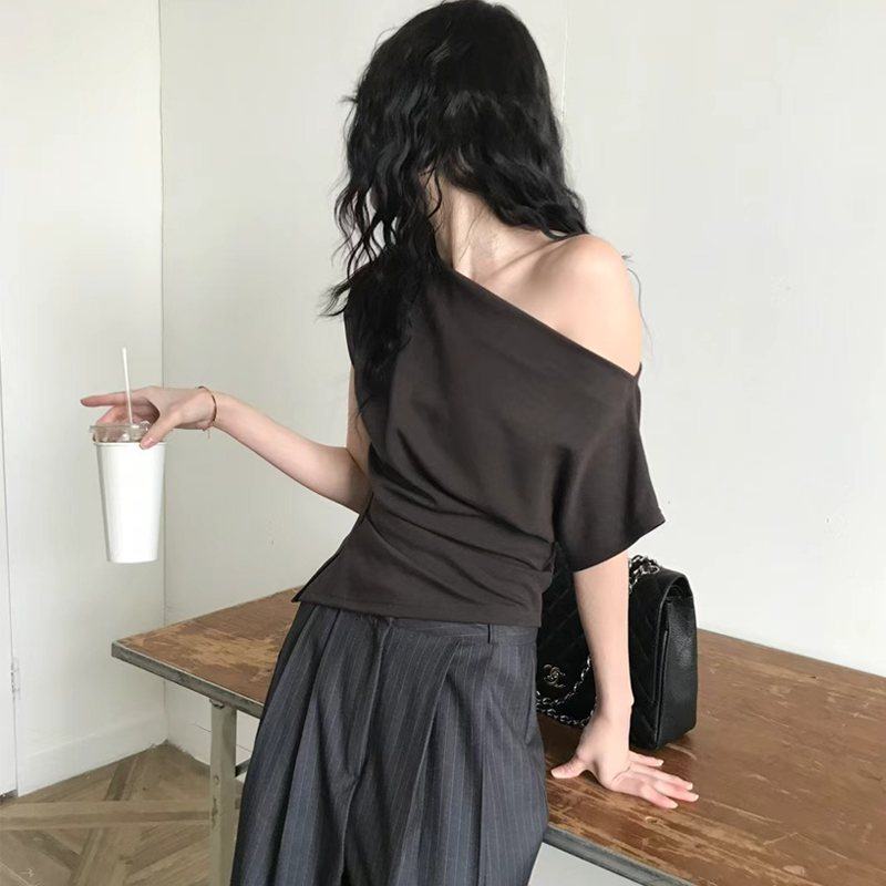 Elegant One-Shoulder Design Se - Korean Lifestyle & Kids Boutique 评论和价格